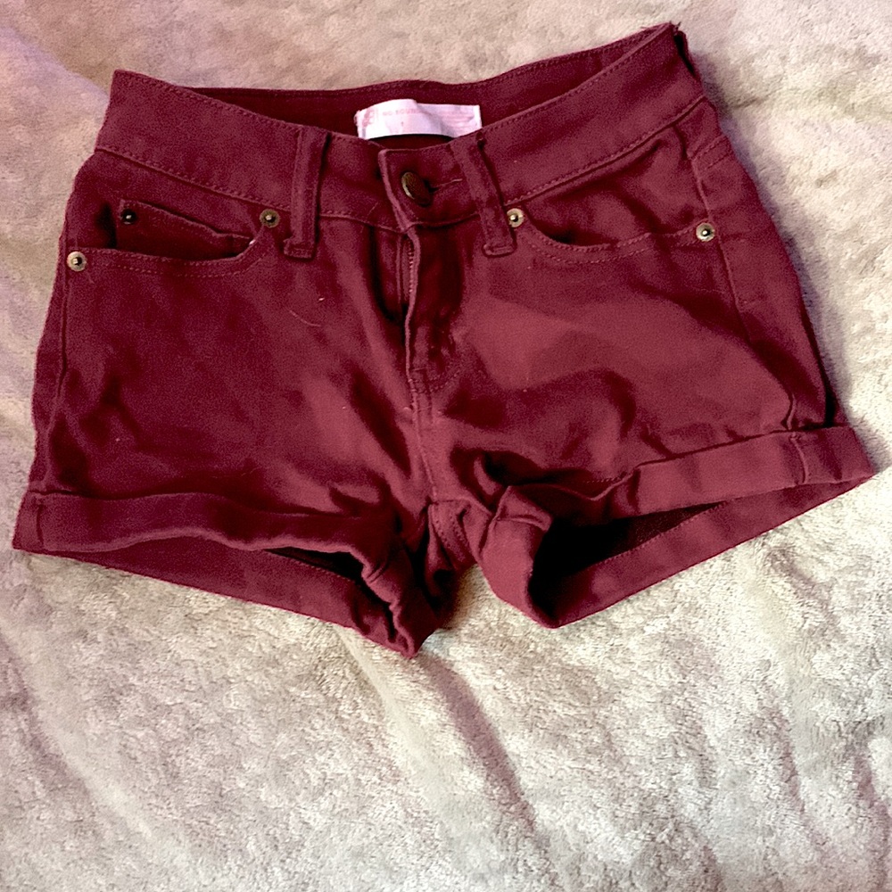 burgundy jean shorts
